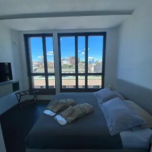 Apartment Number House - Number 11, Mailand