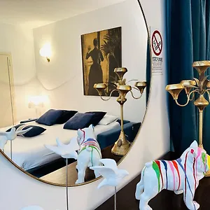 Apartment Comecasa Duomo - San Babila Lovely, Mailand