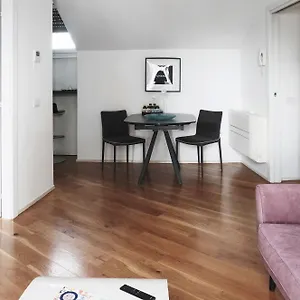  Апартаменты Comecasa Attic With Duomo View