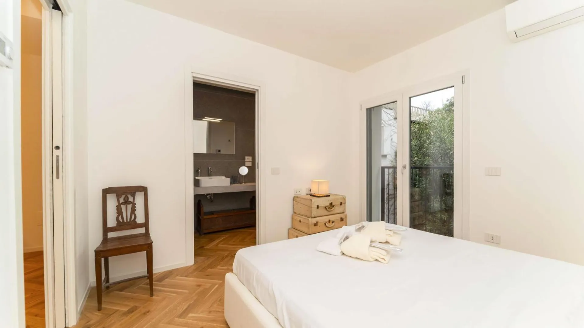 Nivola House, Bilocale Su Tre Livelli E Terrazzo Apartment Milan