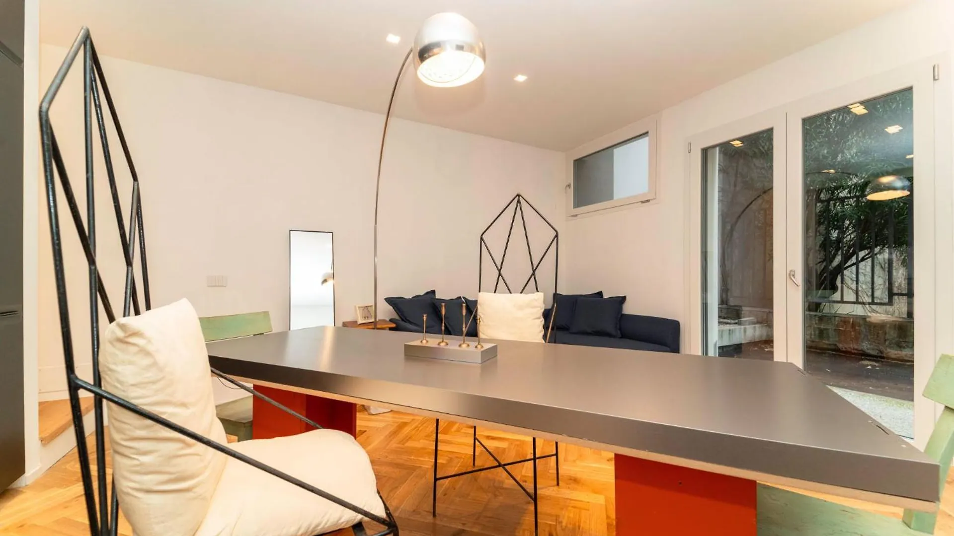 Nivola House, Bilocale Su Tre Livelli E Terrazzo Apartment Milan Italy